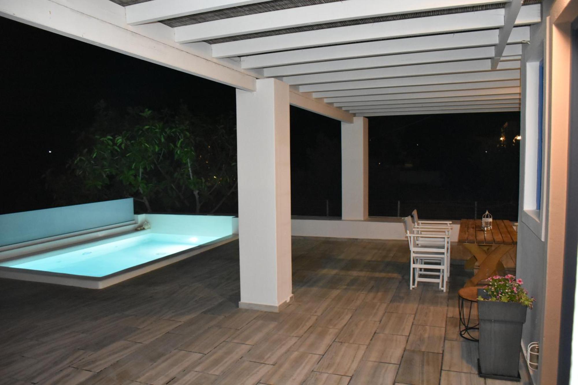 Spacious Veranda, House For 3, In The Village. Kamári Buitenkant foto